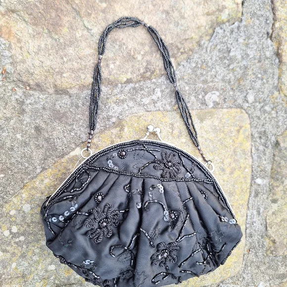 Beaded Mini Bag Black Sequin Kisslock Le Regale Classic Vintage Satin Purse - Picture 7 of 15